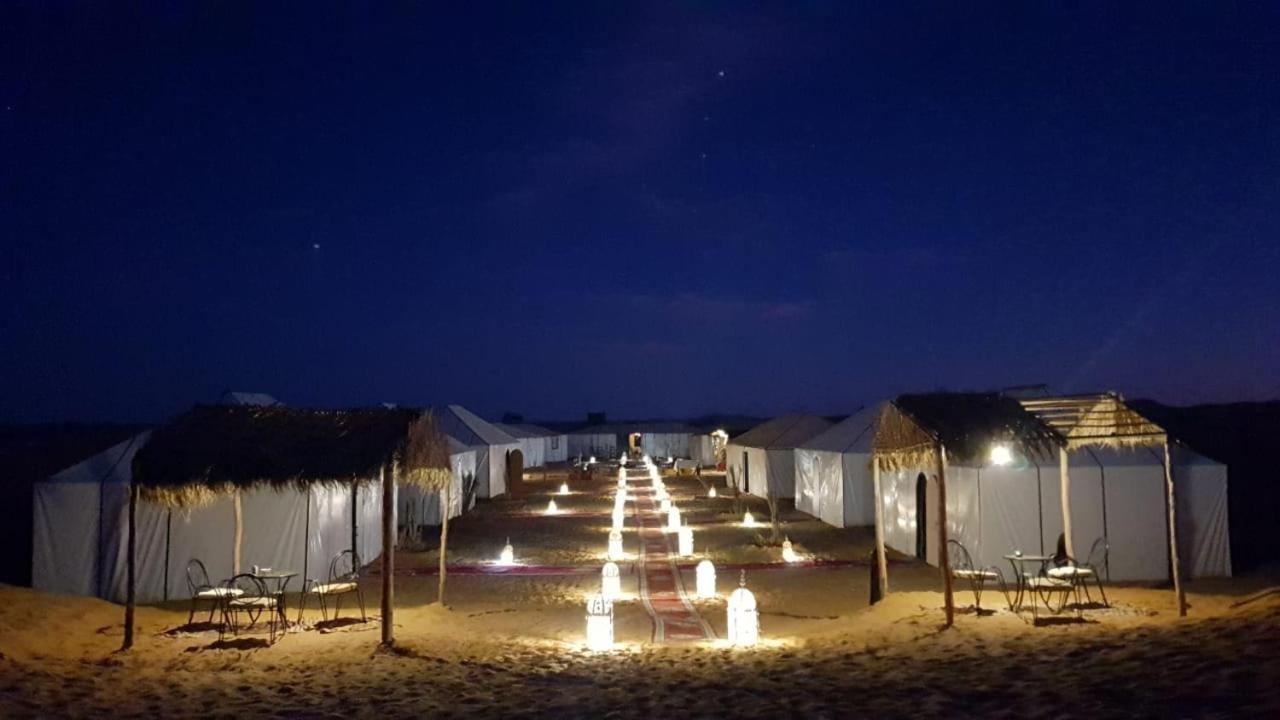 Sahara Nomad Camp Hotel เมอร์ซูกา ภายนอก รูปภาพ