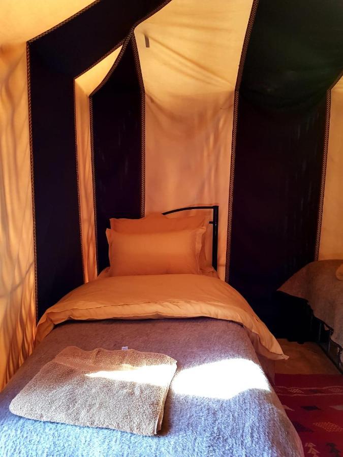 Sahara Nomad Camp Hotel เมอร์ซูกา ภายนอก รูปภาพ