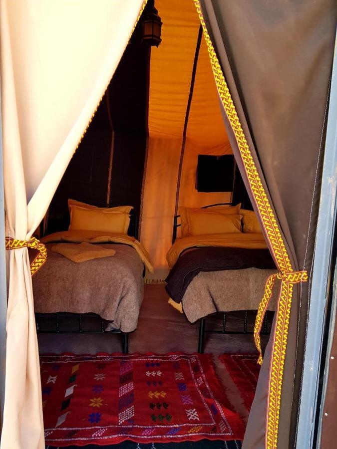 Sahara Nomad Camp Hotel เมอร์ซูกา ภายนอก รูปภาพ
